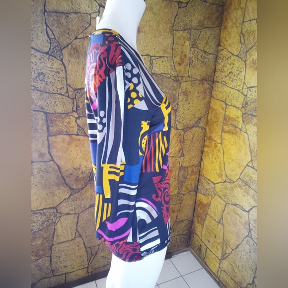 Abstract Patterned Long Sleeve Women's Top - Picture 3 of 4